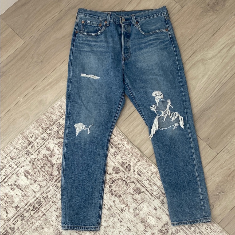 Levi's Women's Blue Ripped Skinny Jeans